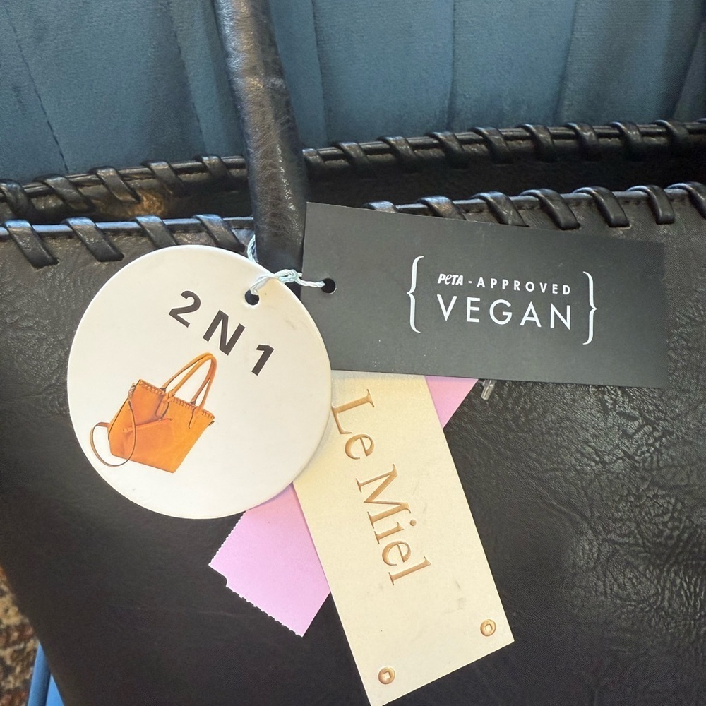 Le Miel 2-in-1 Black Vegan Leather Tote Bag – NWT PETA Approved - Picture 2 of 8